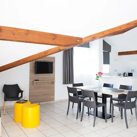 Apartahotel Zenitude Hôtel-résidences La Versoix